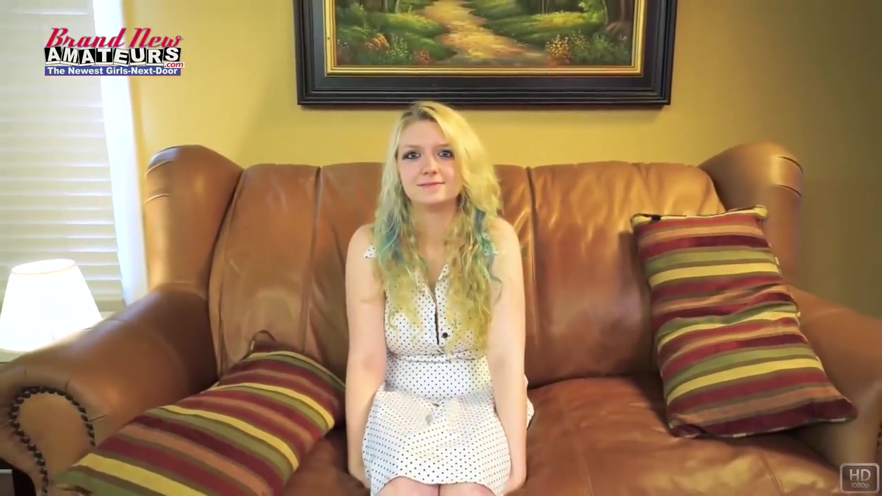 Chelsie Rae In Blonde Cutie Chelsie R Fingers Her Pussy And Gets Banged!