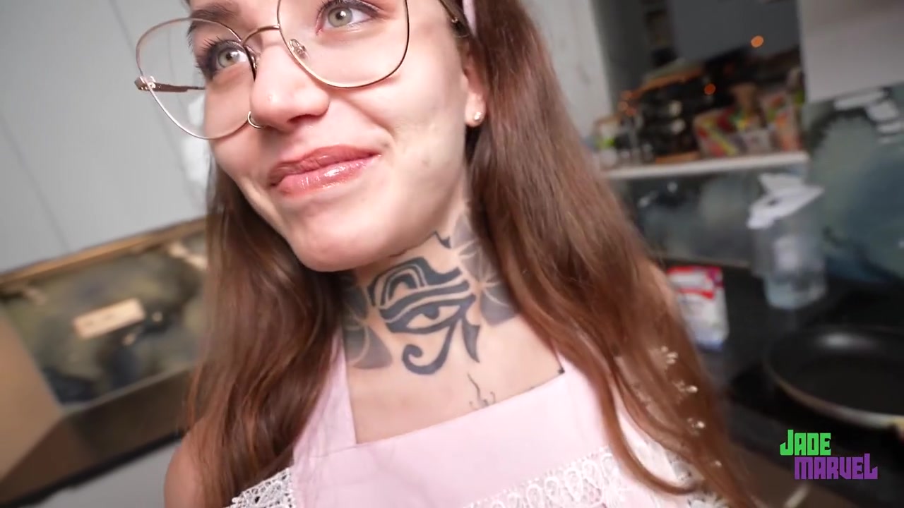 I Fucked My Stepsister While She Was Cooking Dinner With Mari Galore
