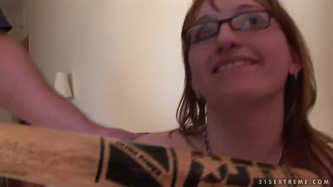 Wonderful skinny girl Haley is fucking a bat