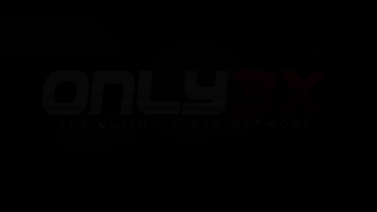 Henessy and Cindy Loarn skips studying to play with sex toys