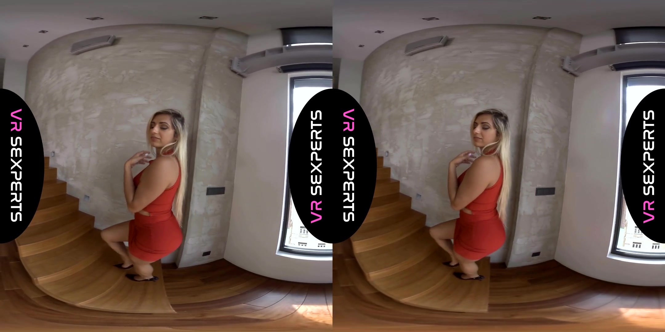 Mia Linz in Mia's Wet Orgasms - VRSexperts