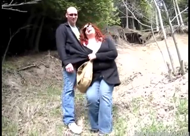 Two thick amateur lesbos play outside