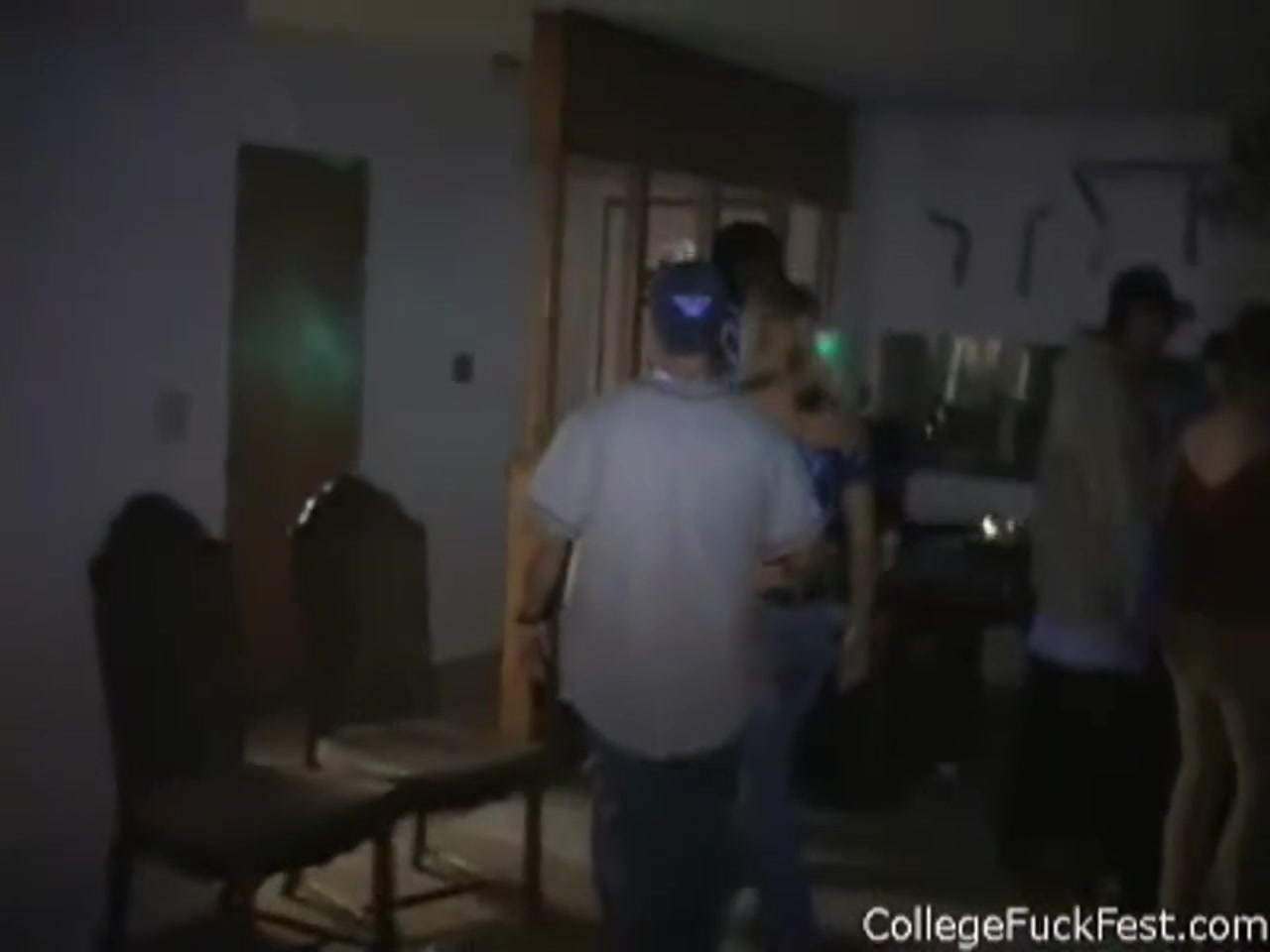 Hot college teen slut fingers her pussy