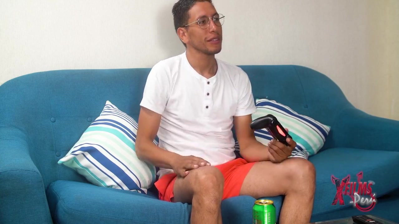 Young Man Reunites With His Cousin After Years And They End Up Playing Doctor just Like In The Old Days