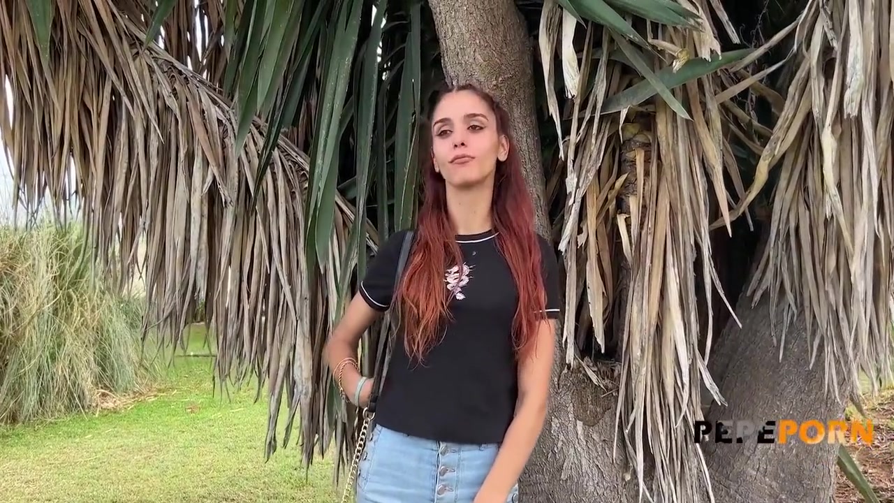 Esmeralda Loves Sex When Its With Older Men! She Wants To Enjoy One