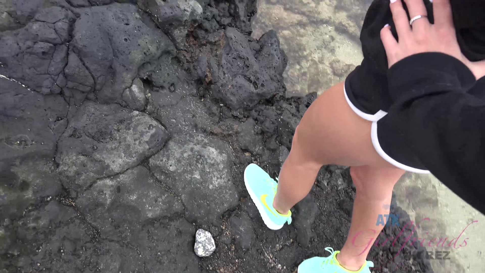 Virtual Vacation On Hawaii With Emma Hix 1/16
