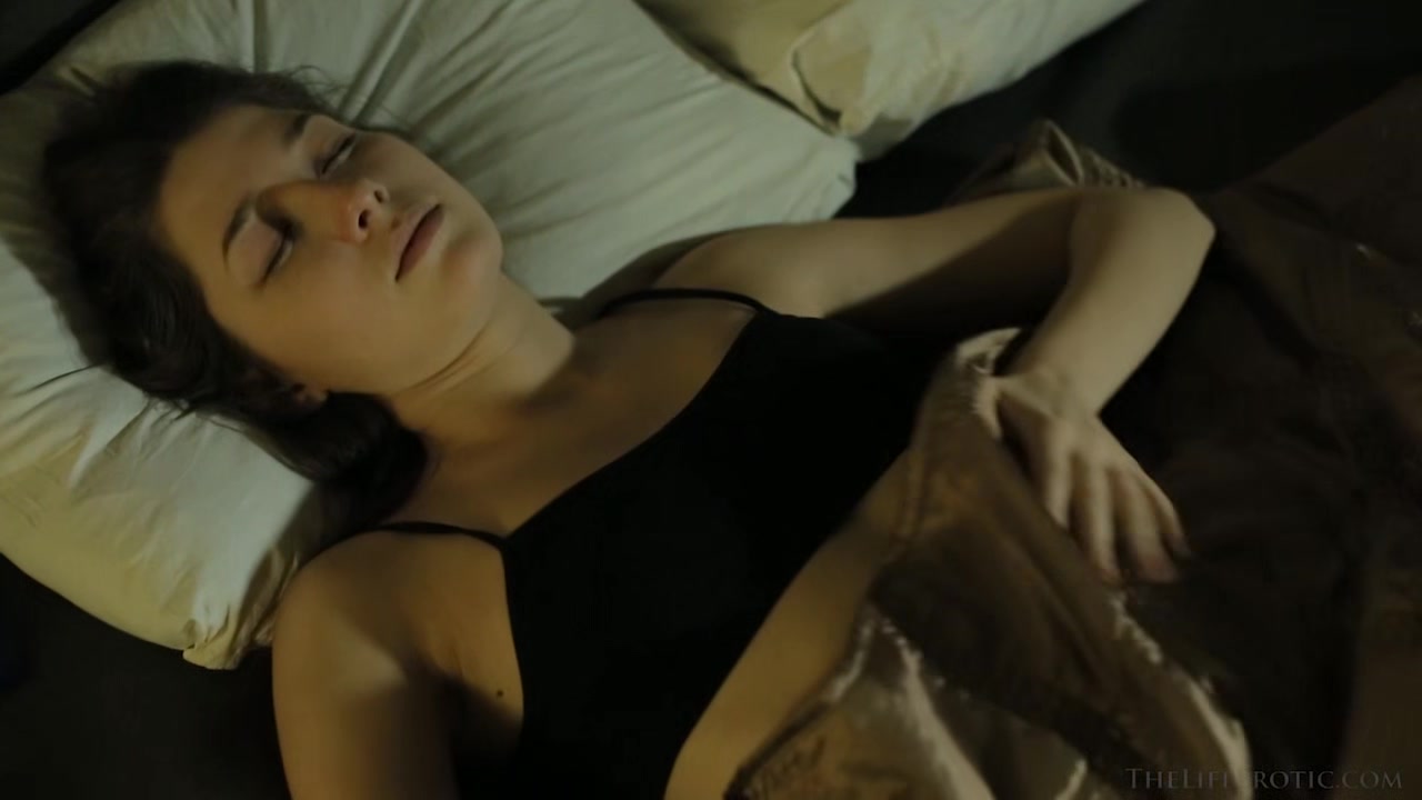 Velvet Glow 2 - Tori J - TheLifeErotic