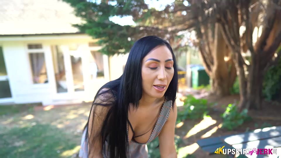 These Fucking Heels! - UpskirtJerk