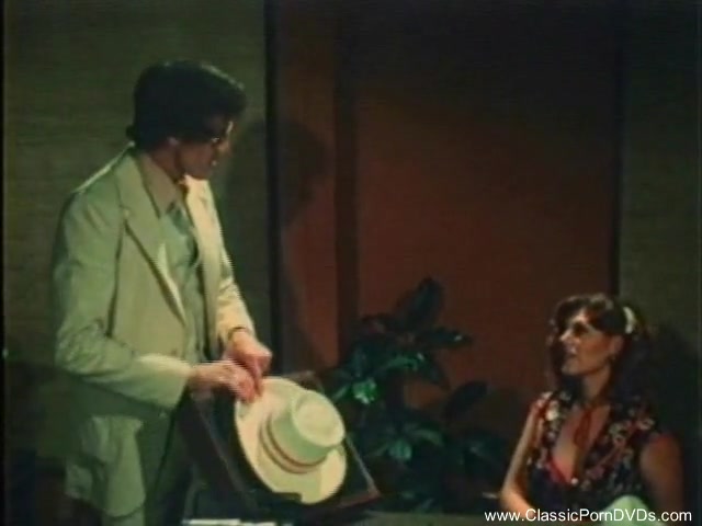 Enjoying Old Timey Sex Adventure To Make Her Woman Feel