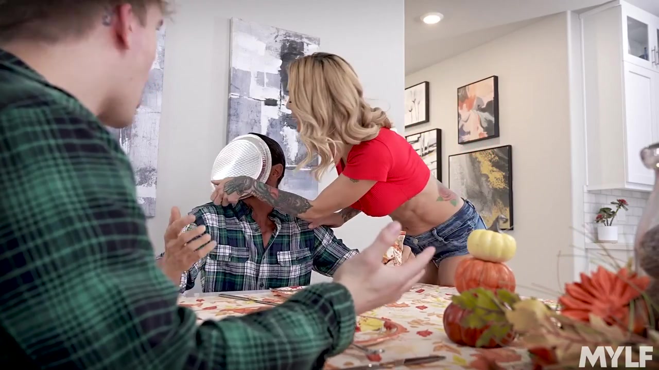 Sarah Gets Stuffed - MYLF