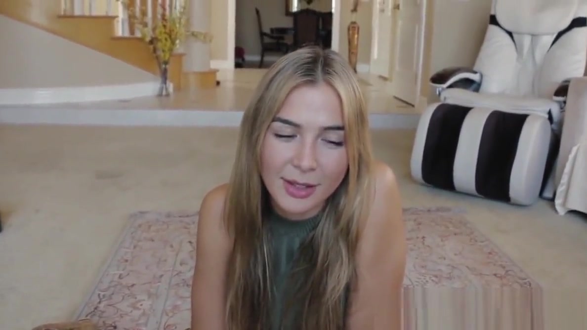 Naughty stepsister Blair Williams treated with cum in mouth