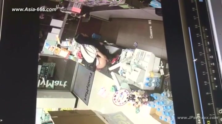 chinese girls go to toilet.17