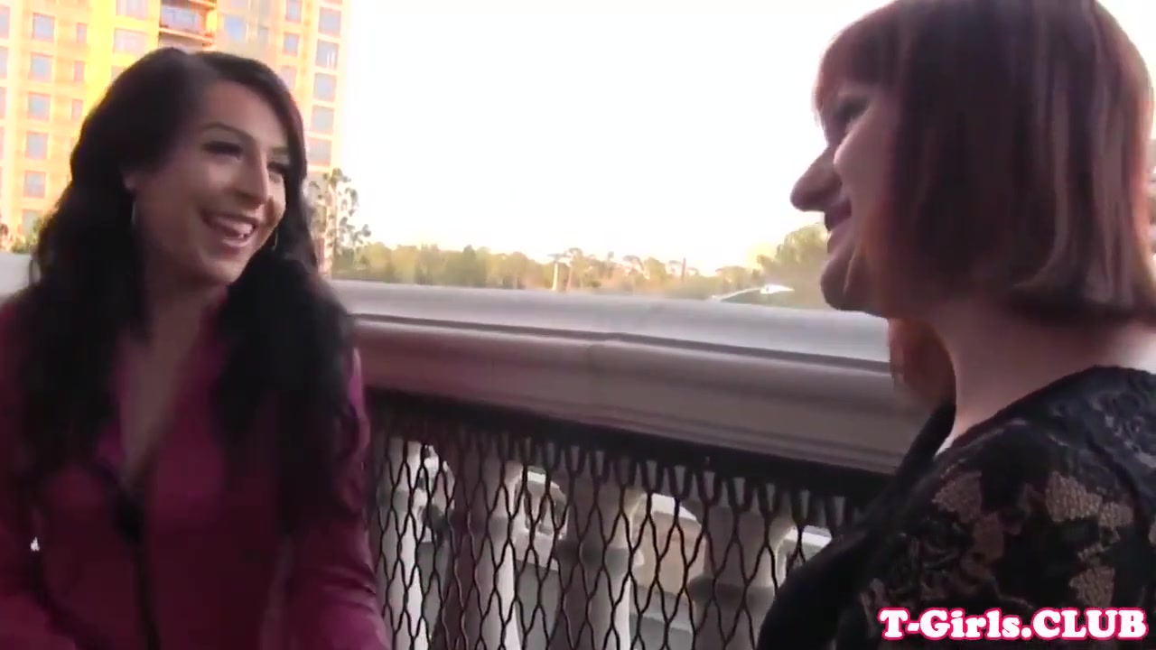 Versatile Les Tranny Analfucking In Twosome P