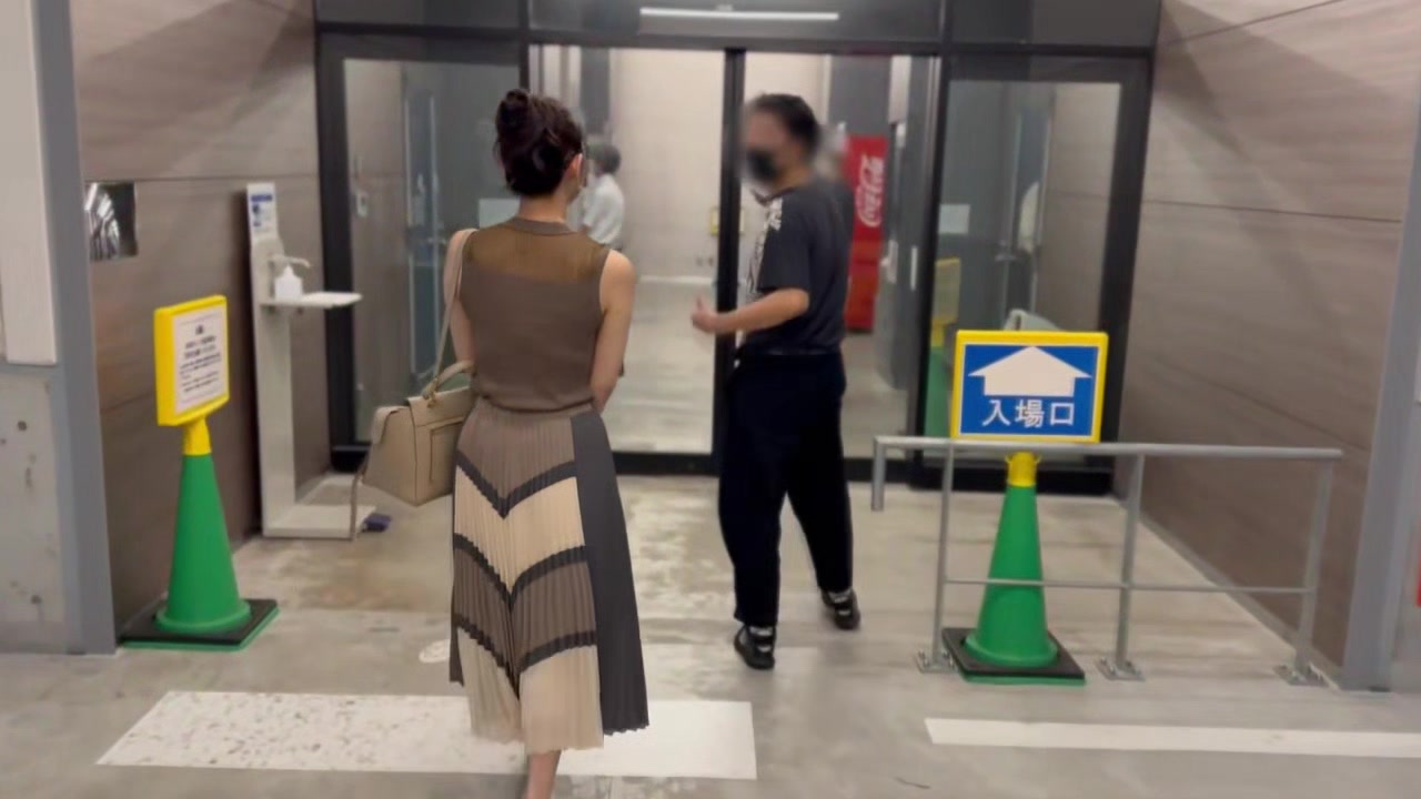 0012048_立ちバック 放尿 セックスなどが含まれている