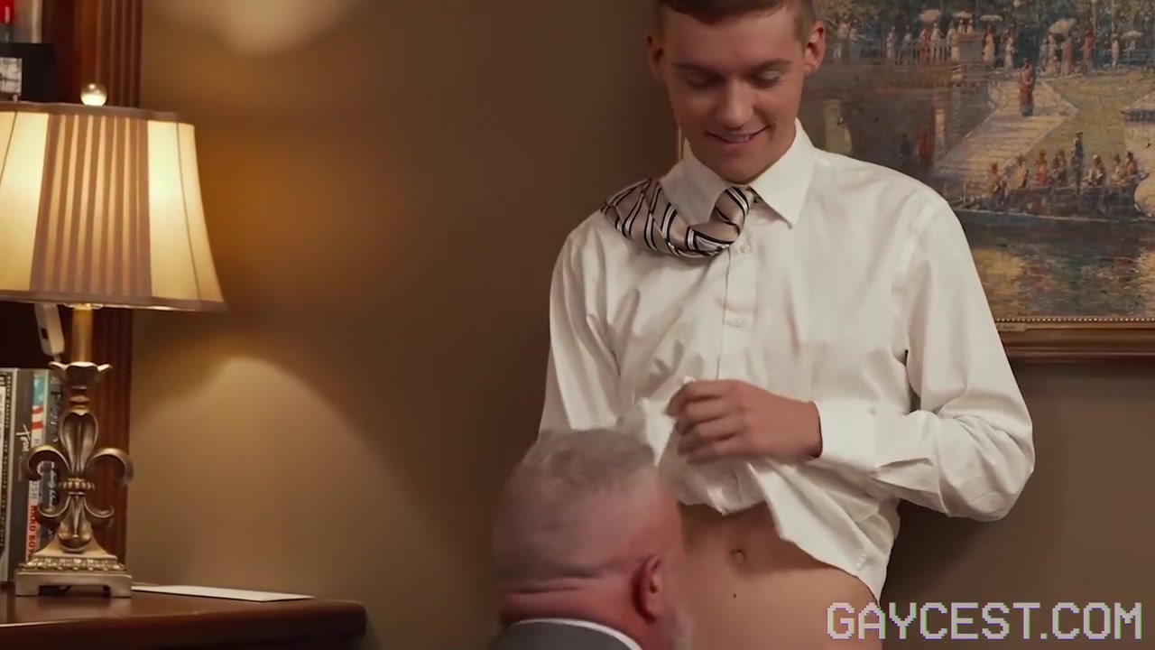 Muscle Man Takes On A Younger Jock