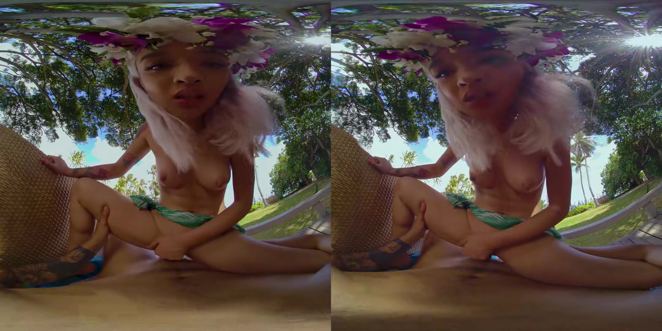 Lei'd in Hawaii with Avery Black - VRFanService