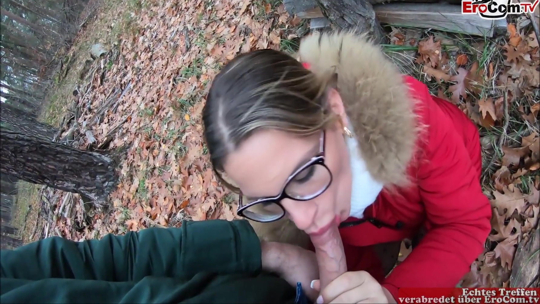 Versaute Deutsche Milf Heimlich Auf Einem Waldweg Gefickt Beim Geilen Sextref