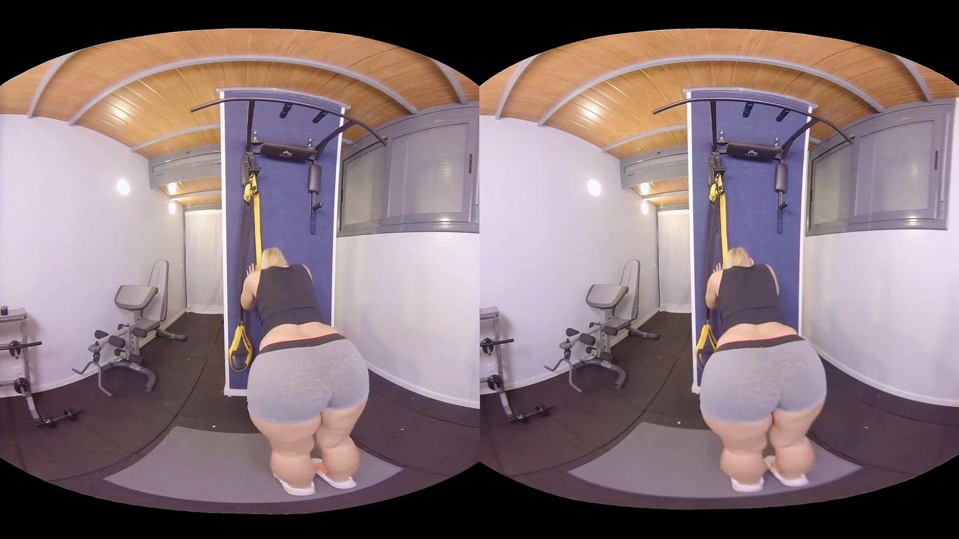 Karlie Simon in Fitness sex II - VirtualRealPorn