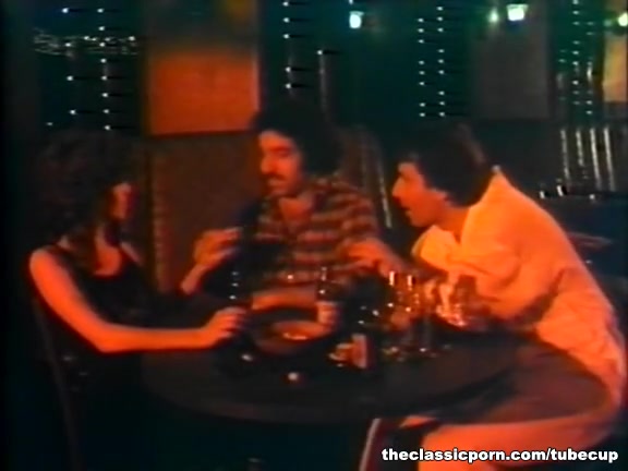 Threesome retro fucking hot scenes