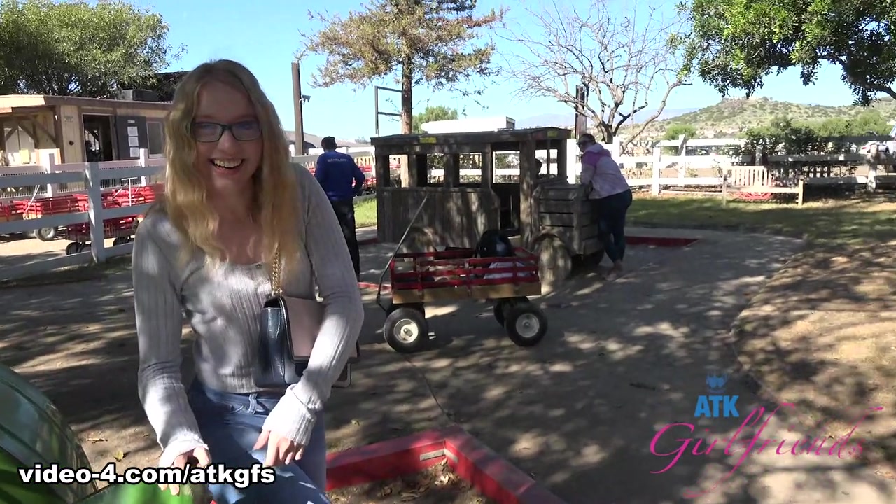 Kallie Taylor Farm Date 1 - ATKGirlfriends