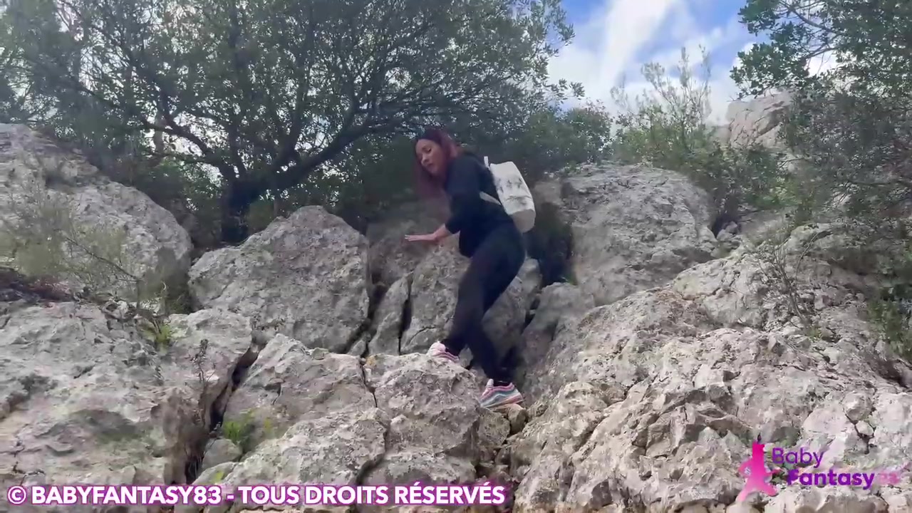 French Woman Gets Excited When She Strolls With This Guy And Fucks Him