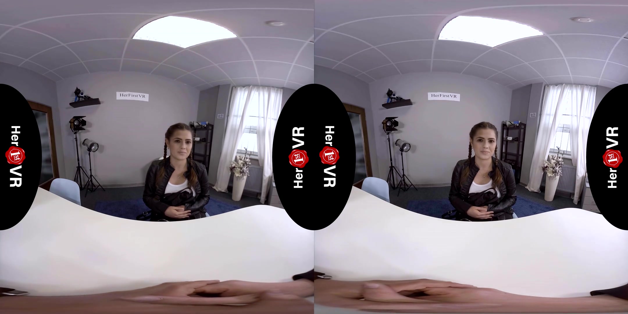 Catherine - First VR Casting - Thick Solo Model Fingering