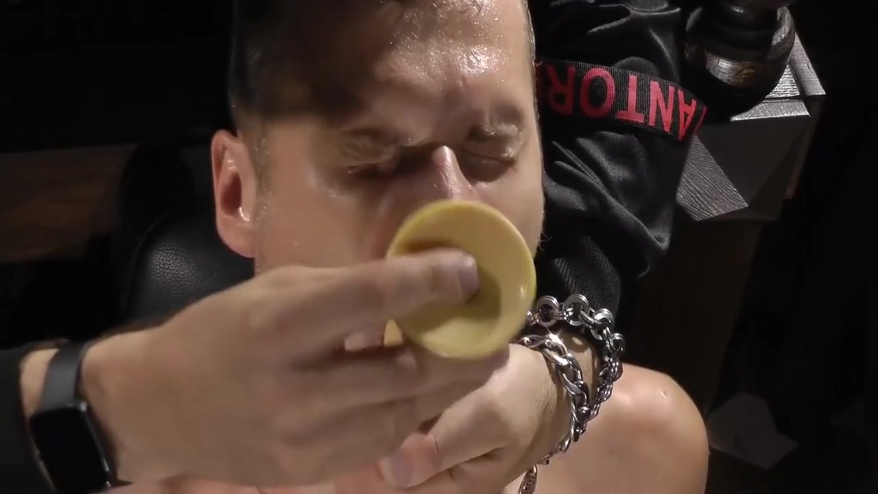 Sub On Chair With Dildo In Mouth 9 Min