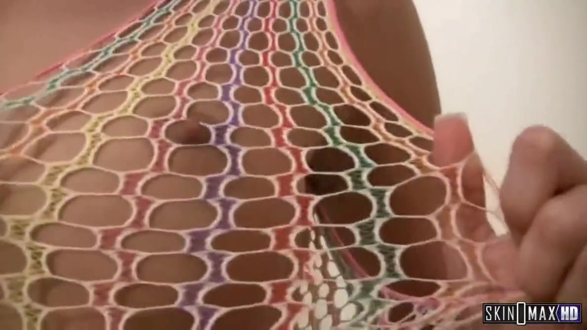 Aalyiah Love, Loves Dildos!