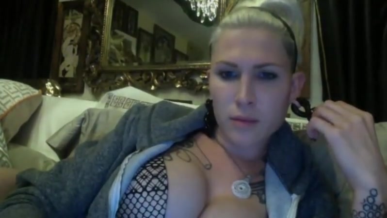Danni daniels doing her thing