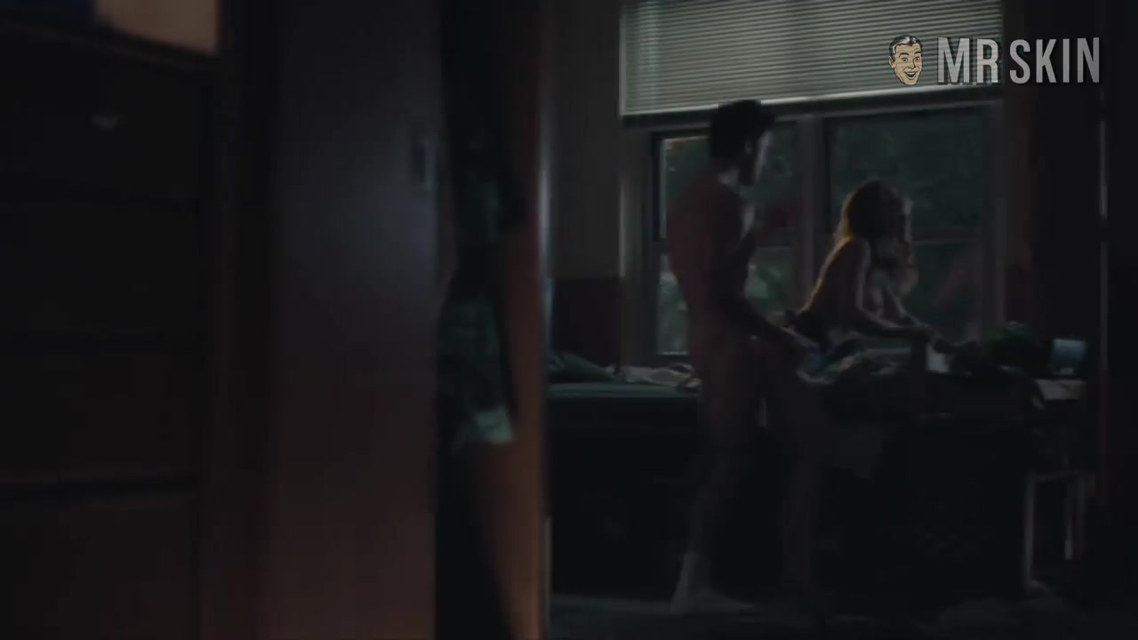 Hahn's New Full Frontal, Unbelievable Nudity On Hache, And More - Mr.Skin