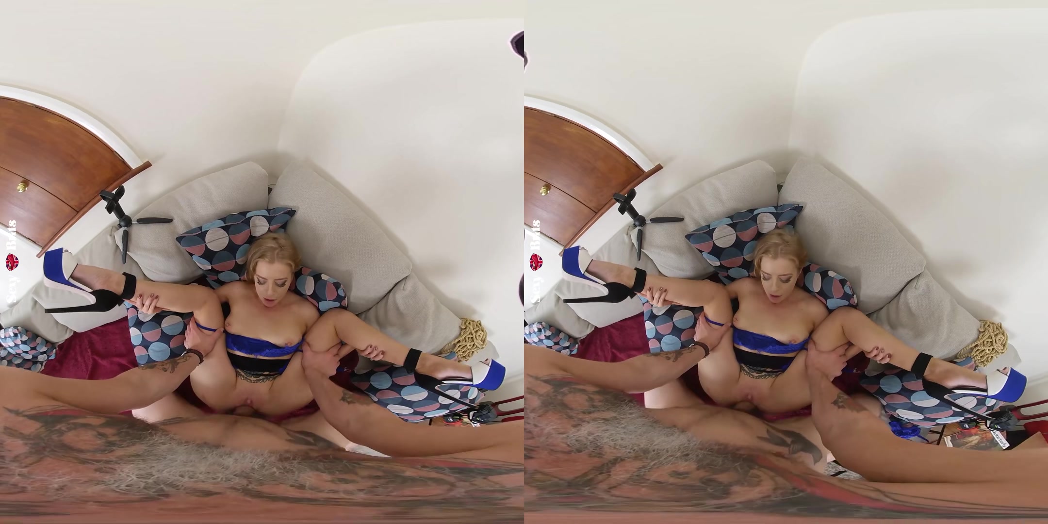 Swinger And Squirter - perVRt