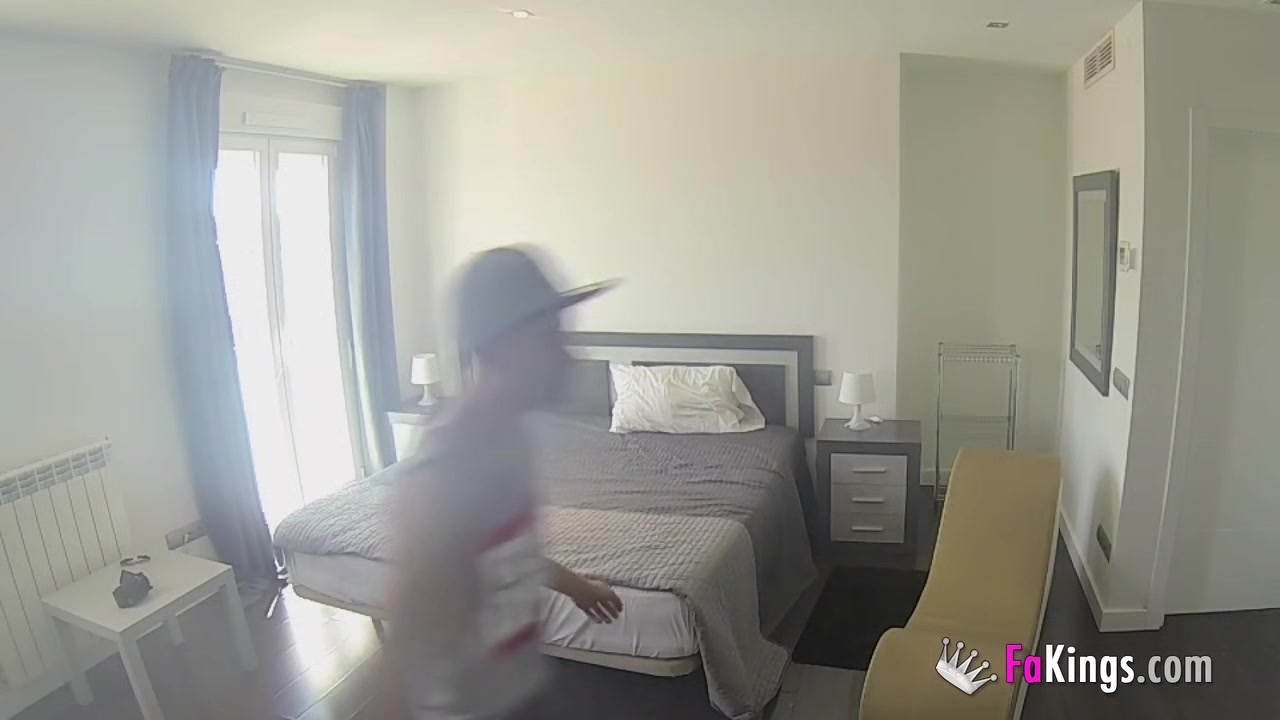 Jordi has a fuckdate with Carolin with