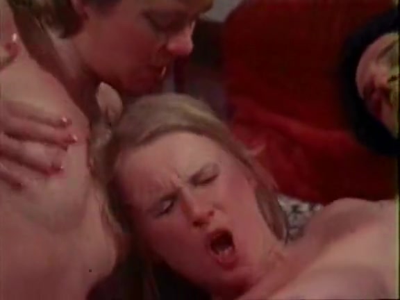 Bobby Astyr, Paul Barresi, Lenora Bruce in vintage fuck clip