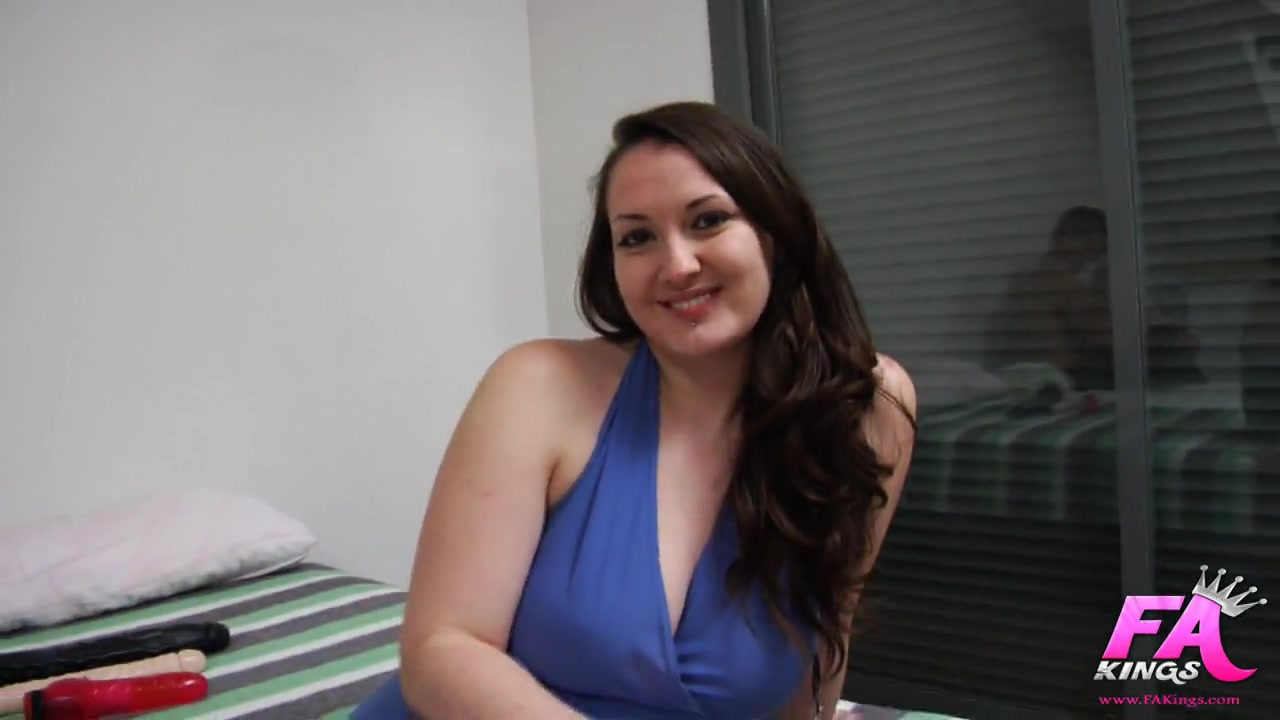 The day big boobed Silvi tasted a pussy for the first time