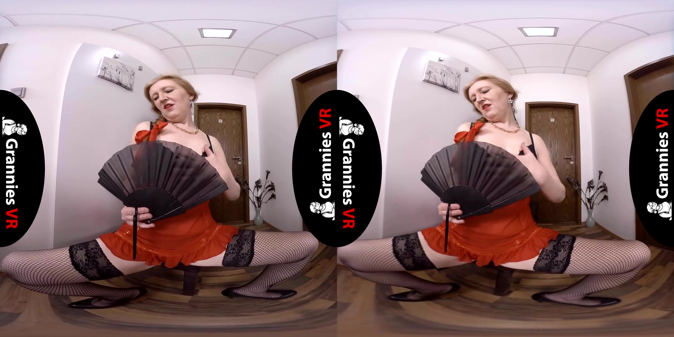 Angelina in Years Masturbates in the Hallway - Lingerie Granny Fingering