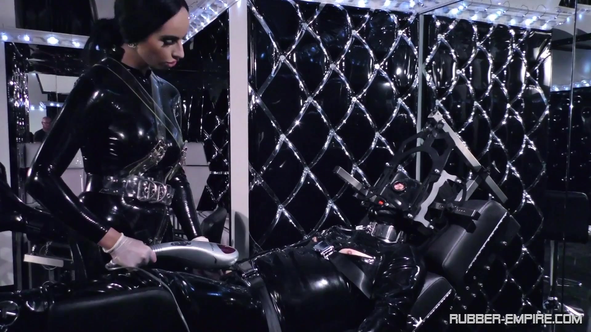 Ikona Black - At The Devil's Mercy 2