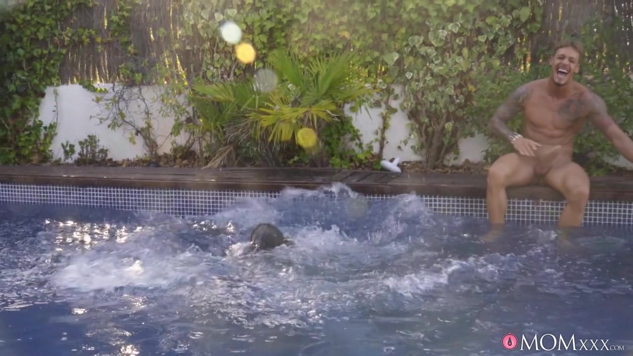 Canela Skin in Big booty Latina poolside fling - SexyHub