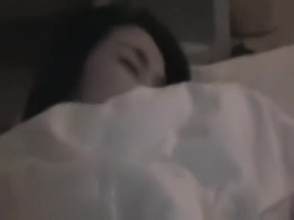 Chinese girl bottle masturbation