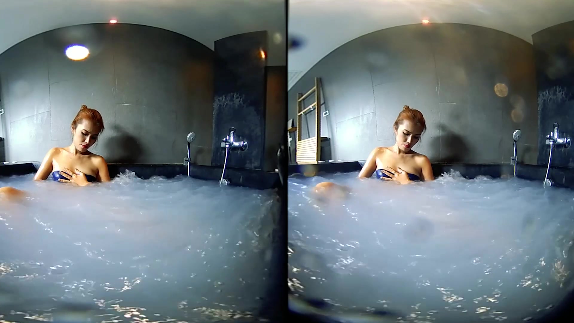 Wet Finger Games In The Whirlpool 3 - VRPussyVision