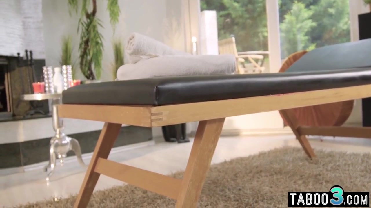Candie Luciani In Babe Gets Massage With An Anal Sex Surprise