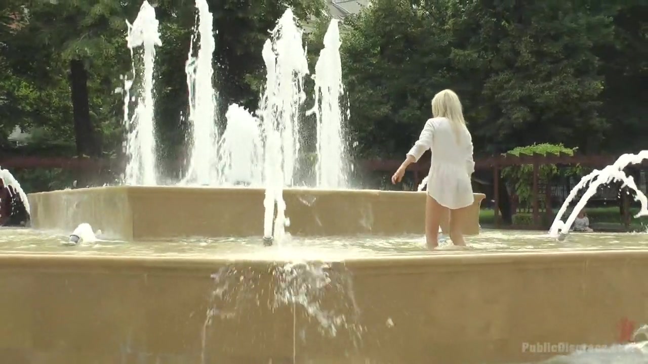 Gorgeous Whore Melanie Services Public Disgrace