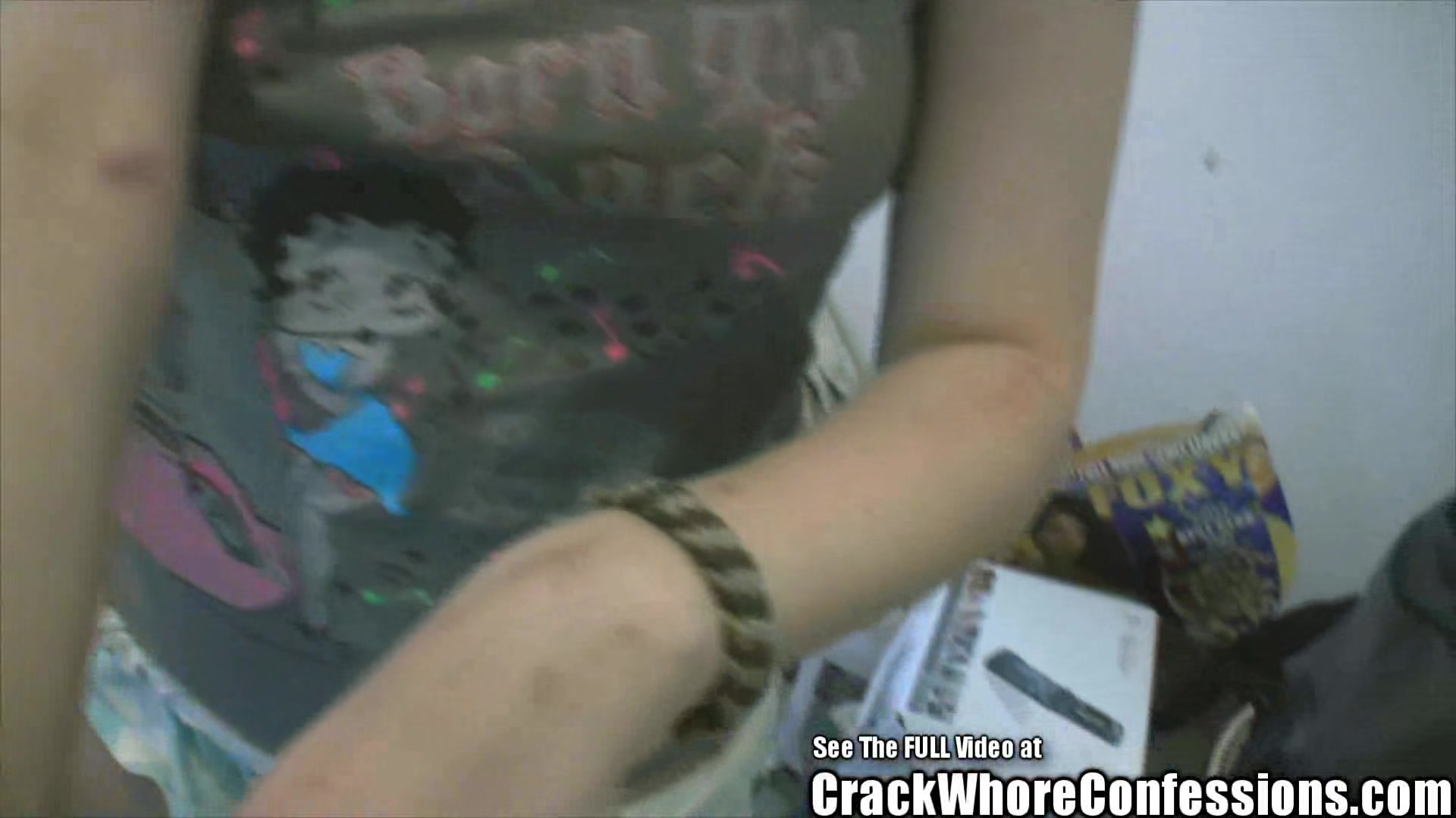 Cute Pill Whore Flop House Blowjob