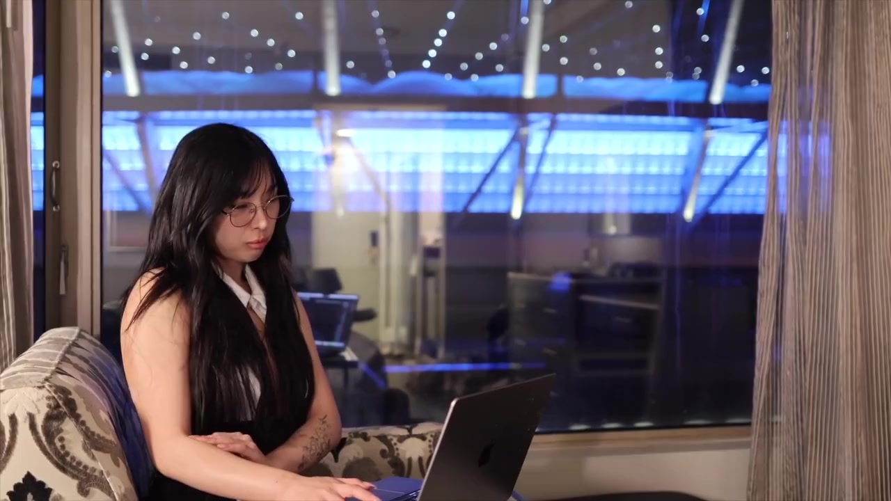 Korean Secretary Fucks Boss For Raise In Open Pantyhose ... Slutty Girl