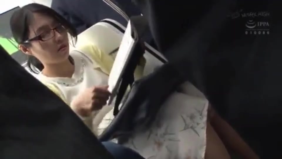 05546 molester x mature woman