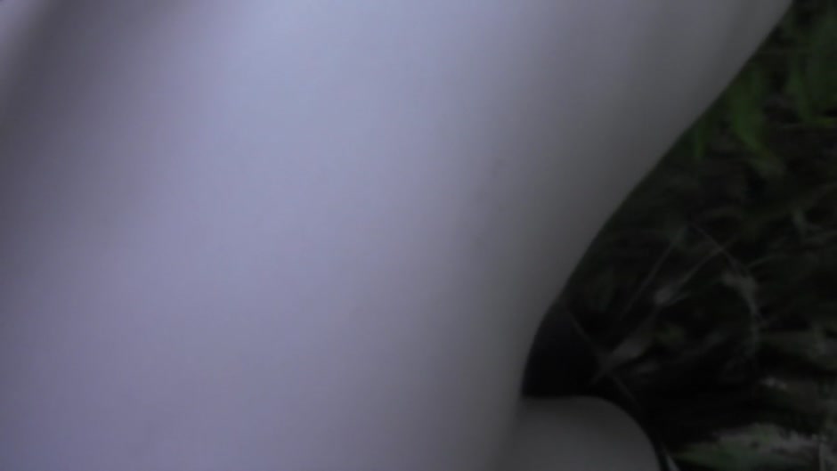I tear my hot girlfriend’s pantyhose and drill her beaver