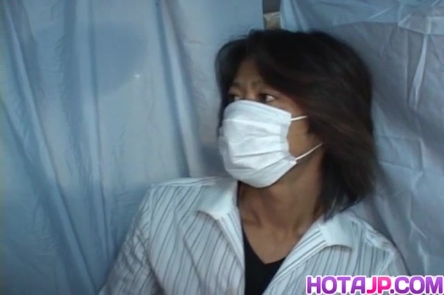 Ai Kurosawa strokes hard cock