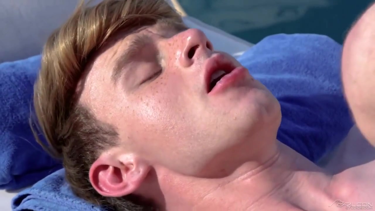 Wet Twink Boy Has A Taste For Hard Ramming