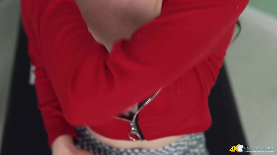 Doctor's Dick - DownblouseJerk