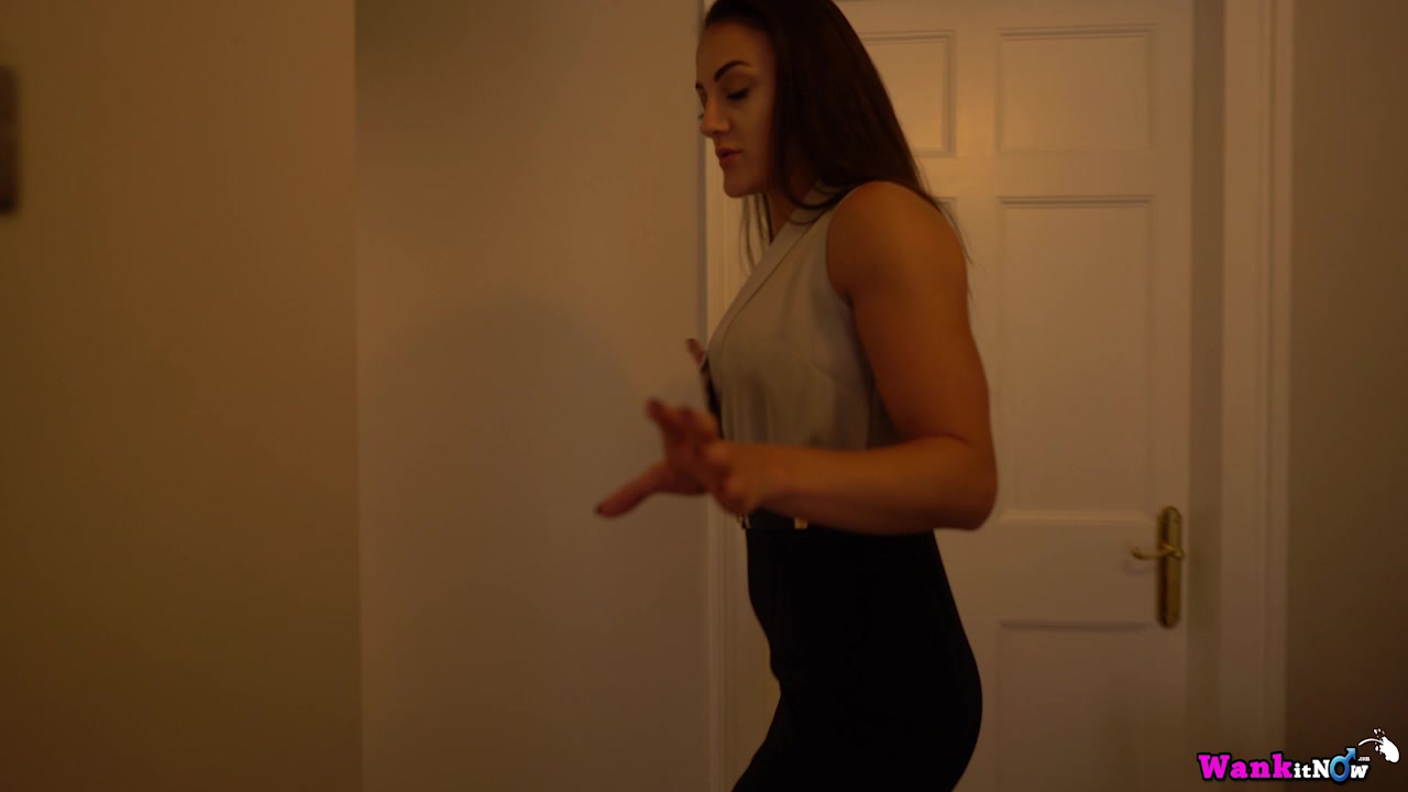 Cleo Summers - Dirty Estate Agent - Sexy Videos - WankitNow