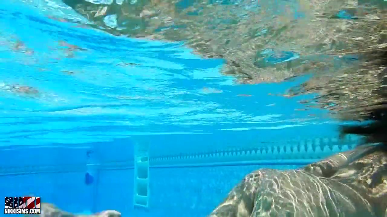 Nippi Swims